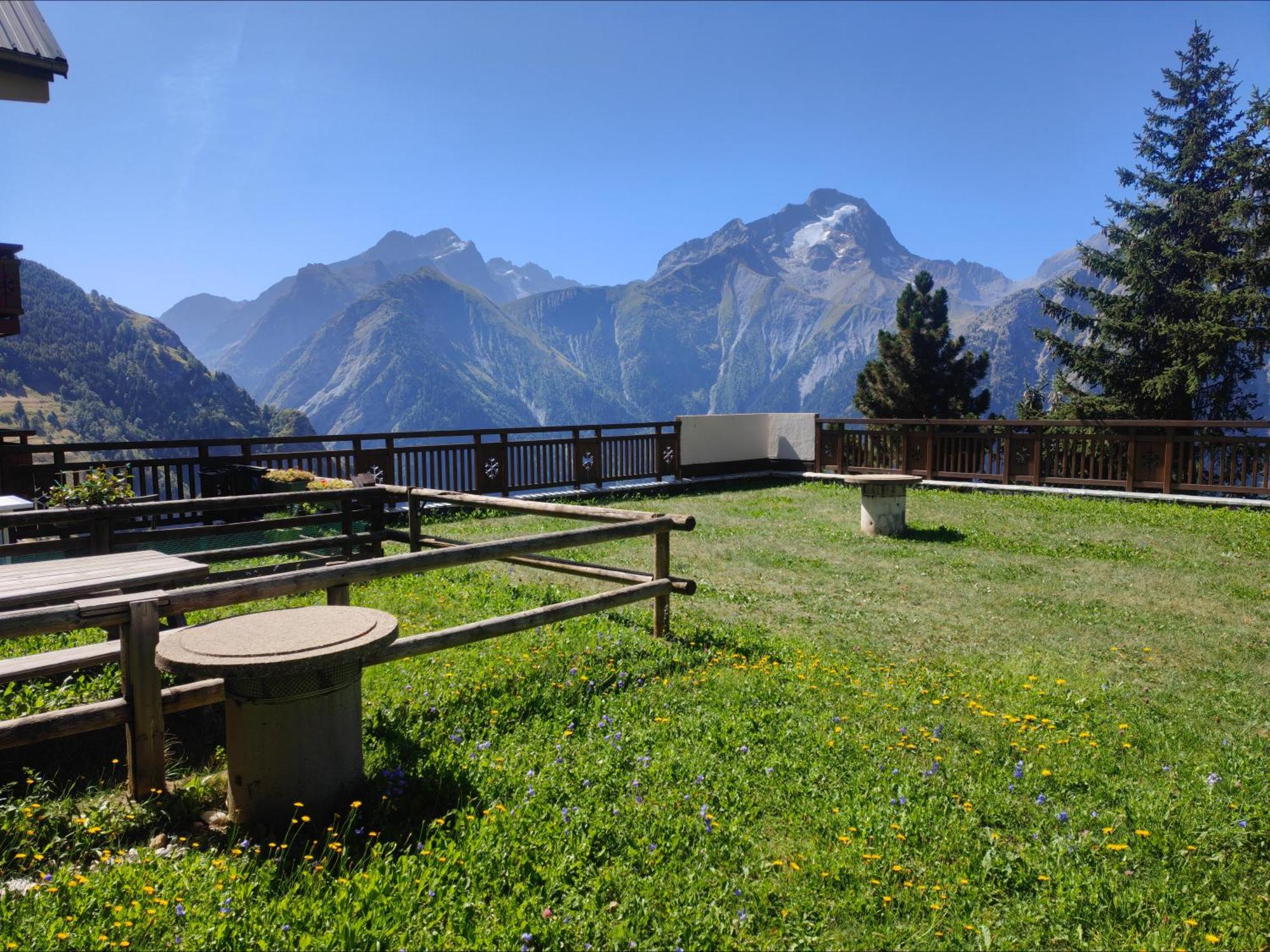 Studio Avec Jardin Et Garage, Proche Super Venosc Les Deux Alpes Exterior foto